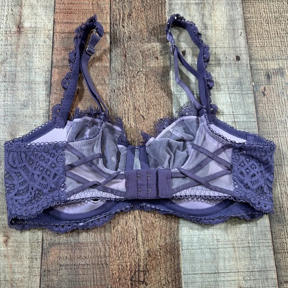 Victoria's Secret Dream Angels Lace Bra Purple Push Up 36D Underwire